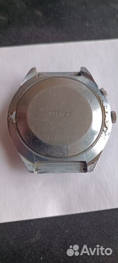 Часы Raketa