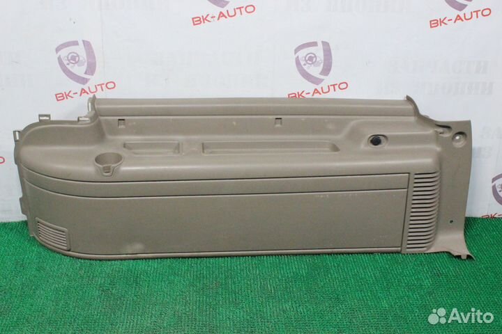 Обшивка багажника Chevrolet Suburban GMT800