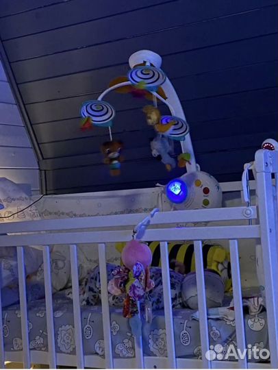 Мобиль на кроватку tiny love