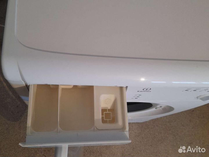 Индезит 5кг глубина 45см Рабочий Гарантия