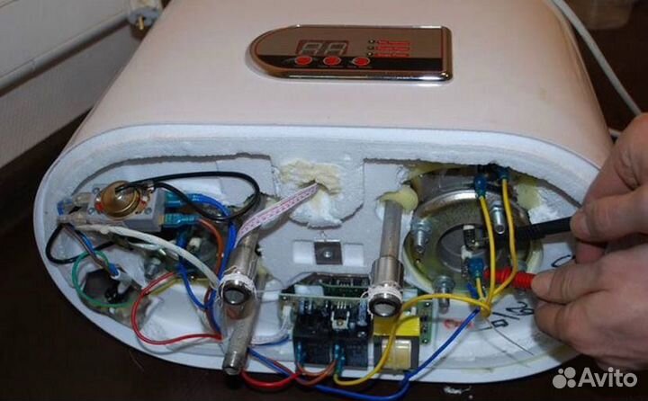 Ремонт стиральных машин,холодильников,бойлеров,свч