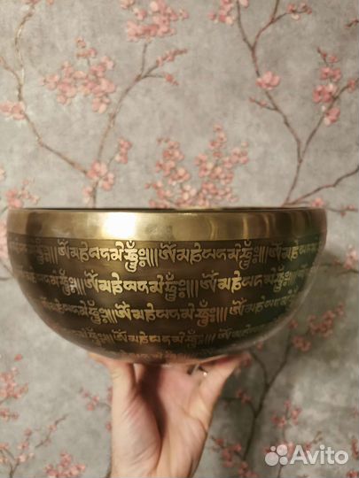 Поющая чаша кованая 25.8см нота si-do 125герц