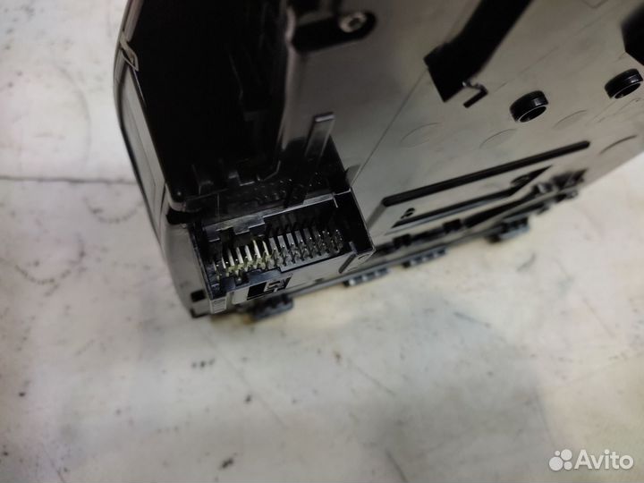 Плафон подсветки салона Mercedes-Benz E-Class W213