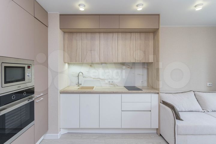 2-к. квартира, 67,8 м², 12/14 эт.