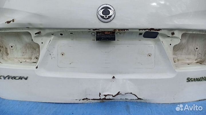 Дверь багажника кайрон