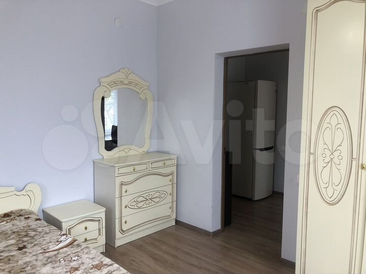 1-к. квартира, 40 м², 1/3 эт.