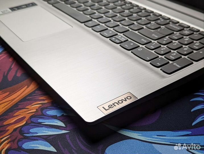 Ультрабук Lenovo 15.6 FullHD Core i3 1005G1/8gb