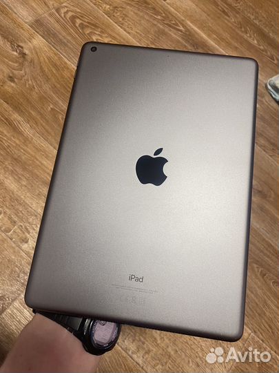 iPad 10.2 2021