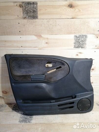 К-кт обшивки двери Suzuki Grand Vitara