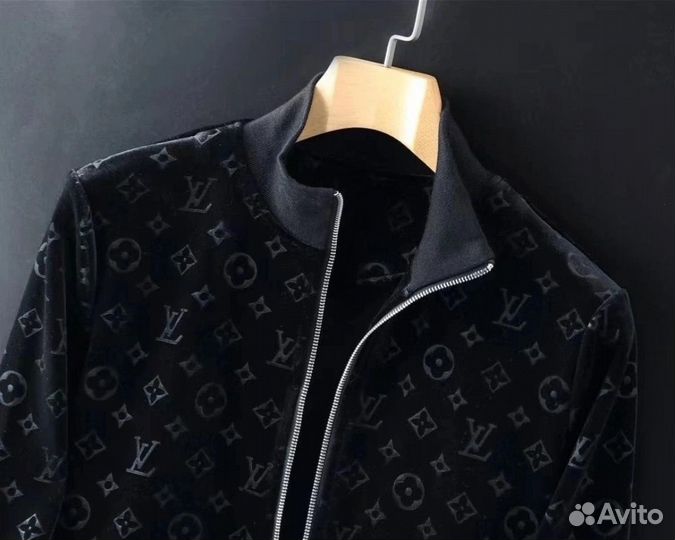 Одежда/Мужской спортивный костюм louis vuitton