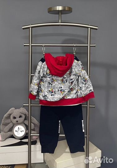 Детский спортивный костюм с Микки маусом