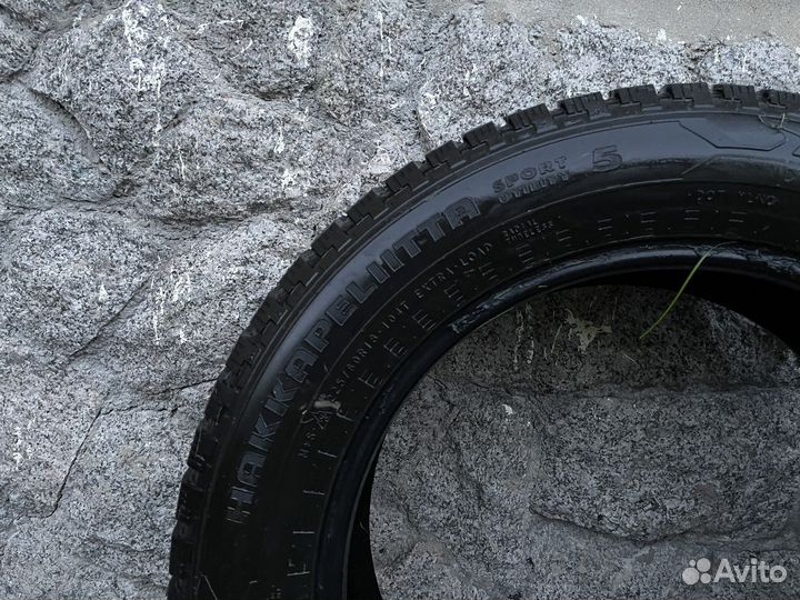 Nokian Tyres Hakkapeliitta 5 SUV 225/60 R18 104T