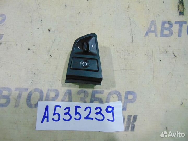 Кнопка многофункциональная для Hyundai Solaris 1