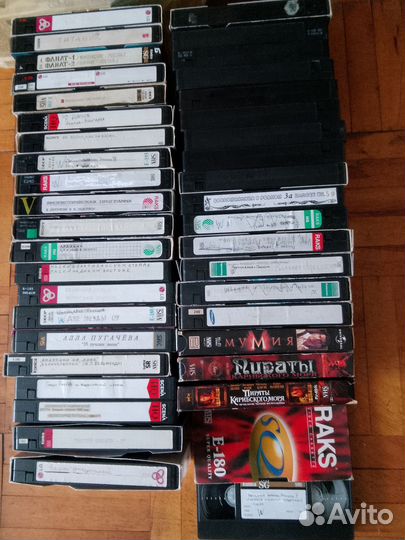 Видеокассеты с фильмами