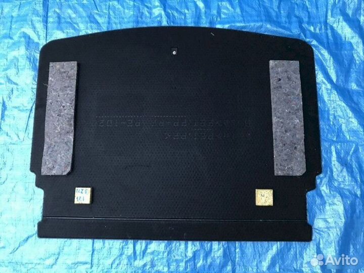 Пол багажника пластик задний Toyota Auris NZE181