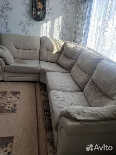 Угловой диван