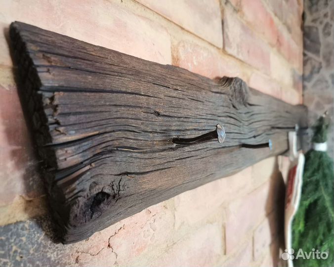 Вешалка настенная деревянная