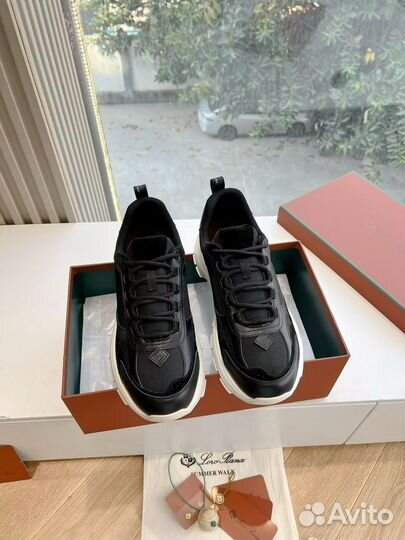 Кроссовки женские Loro piana