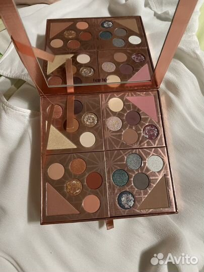 Tarte лимитированный набор тени