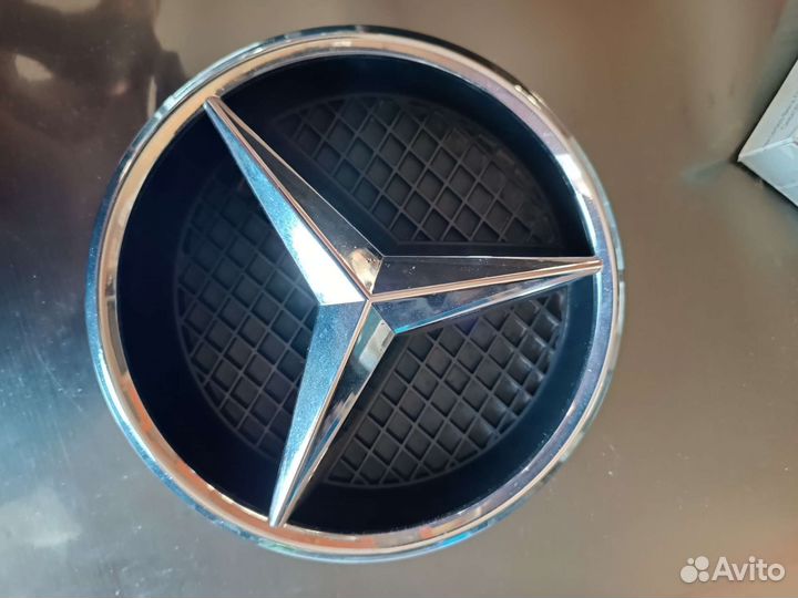 Эмблема mercedes