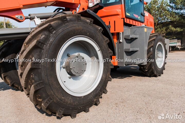 Фронтальный погрузчик Molot TL250, 2023