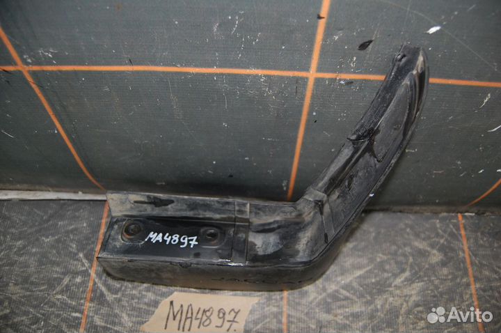 Брызговик передний правый - Jaguar F-Pace