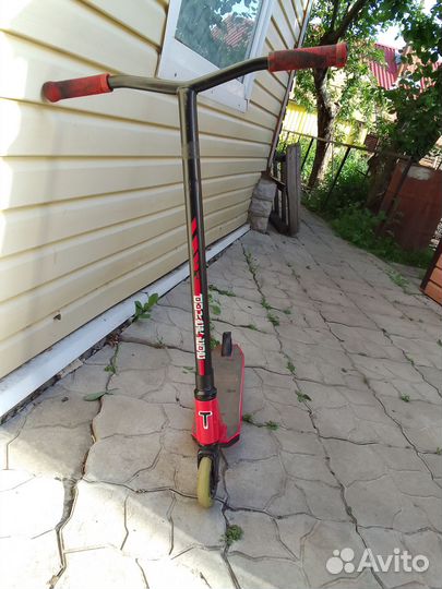 Продам трюковой самокат