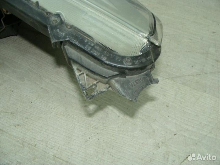 Фара правая Ford Kuga