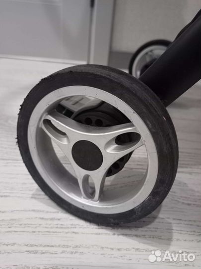 Прогулочная коляска baby jogger city tour