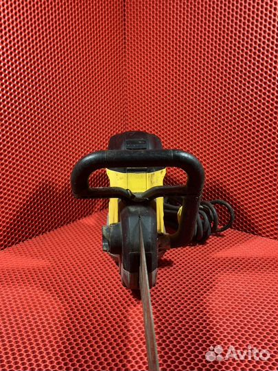 Пила аллигатор Dewalt dwe397qs