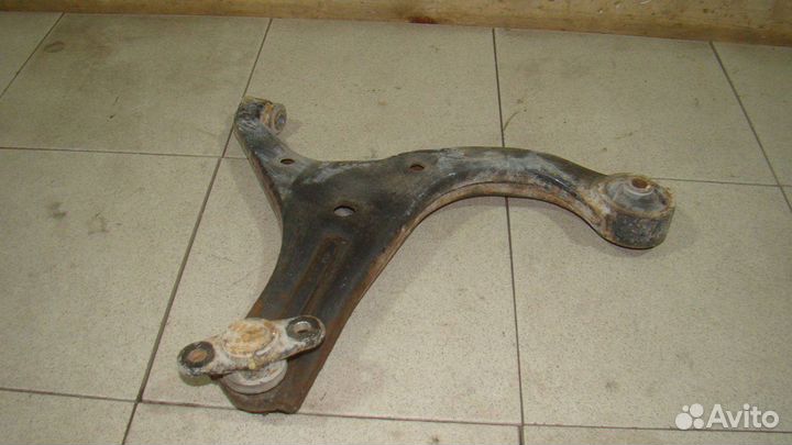 Рычаг передний правый Kia RIO 2 (JB)