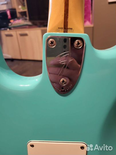 Fender Stratocaster st-72 ясень