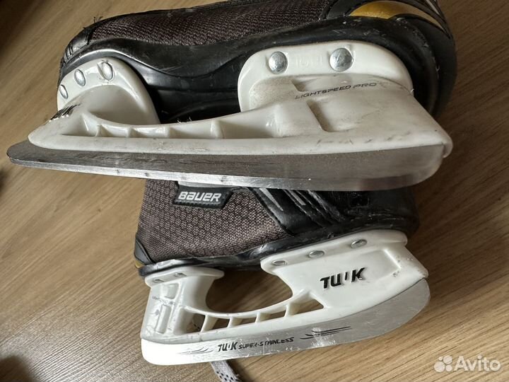 Хоккейные коньки bauer supreme one.4 y 10r