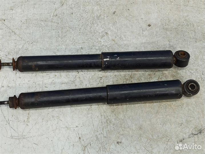 Амортизатор задний Hyundai Starex H1 2000-2004