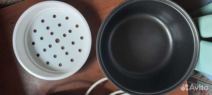 Мультиварка Maxwell Multicooker mw3801bn