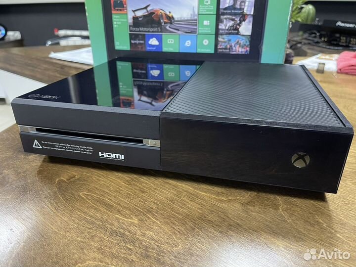 Xbox One (Полный комплект)