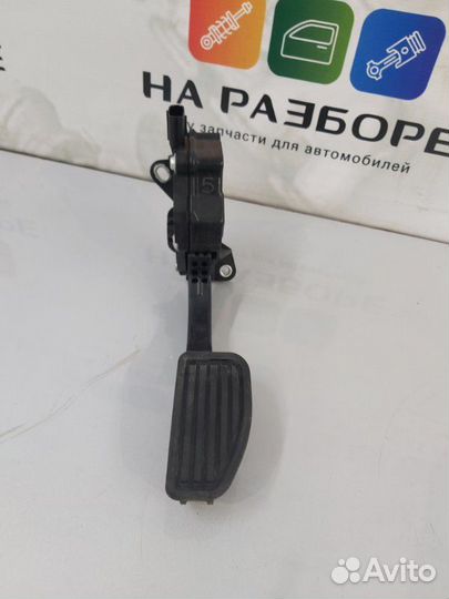 Педаль газа Lexus Lx570 3 3UR-FE 2017