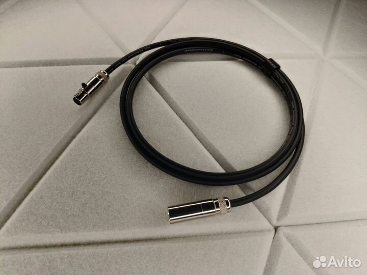 Mini xlr гнездо на mini xlr штекер Vulcan p26