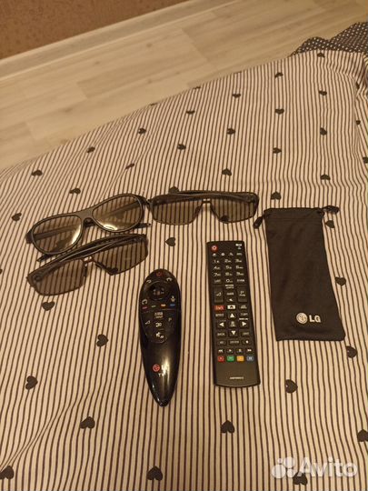 LG 42 дюйма, 3D, SMART