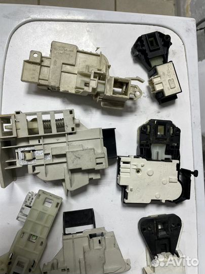 Замок люка убл для стиральных машин