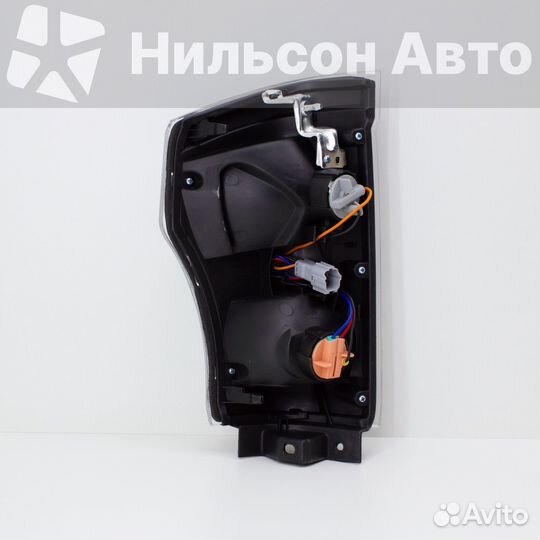 Габарит isuzu ELF с 2003 г, правый, zevs