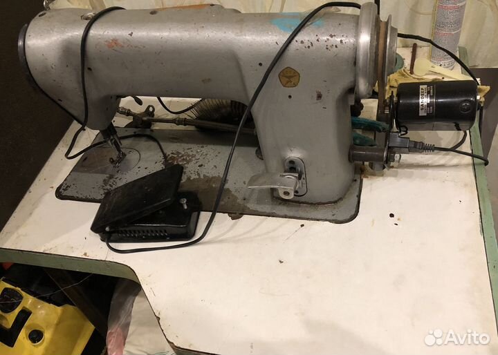 Промышленная швейная машина