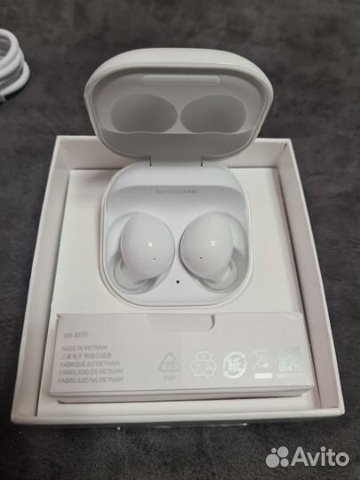 Беспроводные наушники samsung Galaxy Buds2