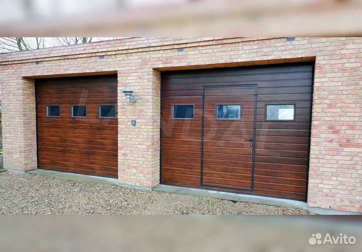 Секционные ворота