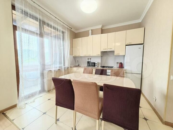 2-к. квартира, 73 м², 4/4 эт.