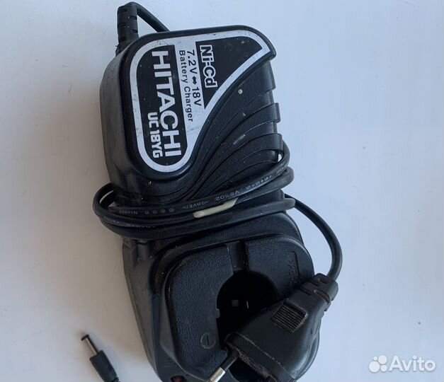 Зарядное устройство Hitashi