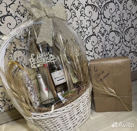 Подарочные корзины/наборы, съедобные букеты