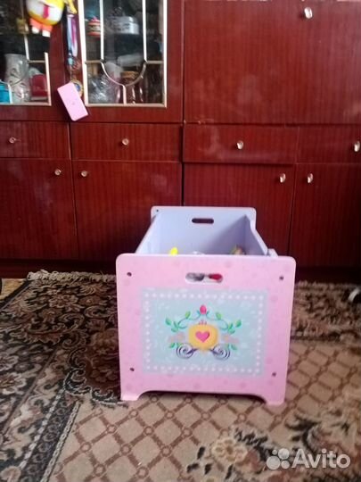 Кроватка для кукол (большая,деревянная)