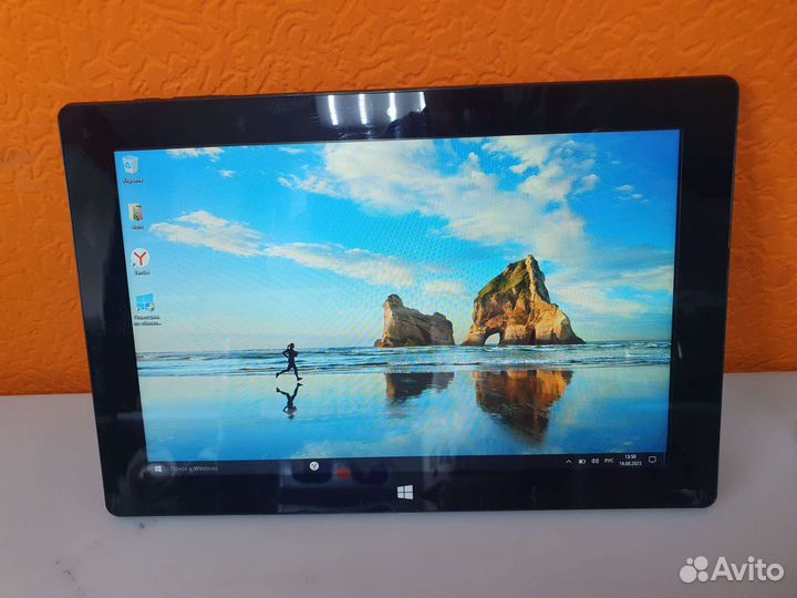 Планшет-ноутбук Irbis