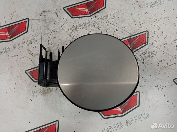 Лючок бензобака Опель Астра J